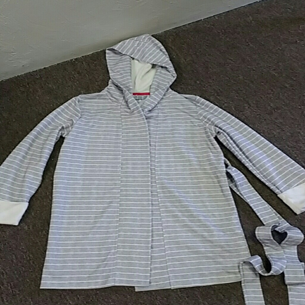 Belted cover-up